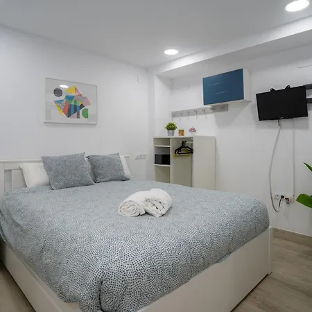 Estudio Rey Carihuela Playa * Torremolinos
