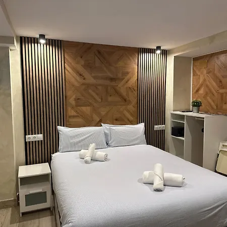 Estudio Rey Carihuela Playa Apartment Torremolinos